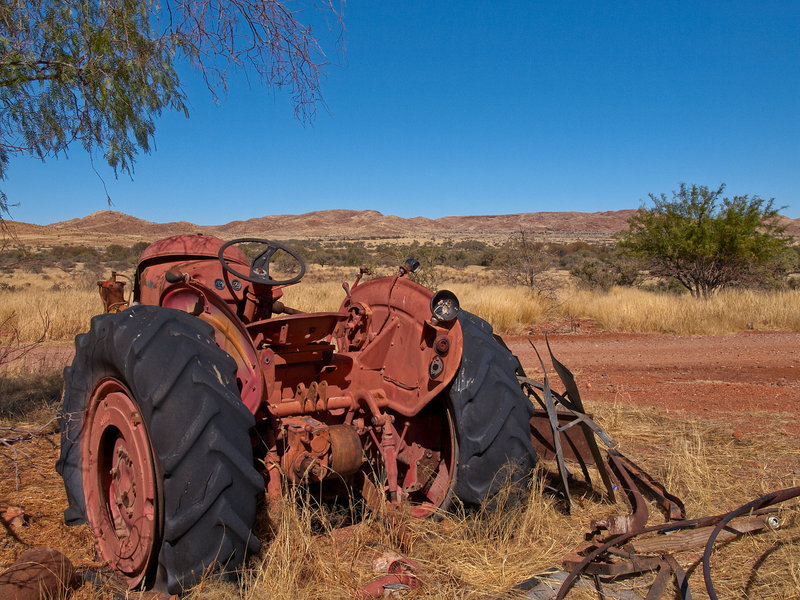 Namib Rand, Tractor